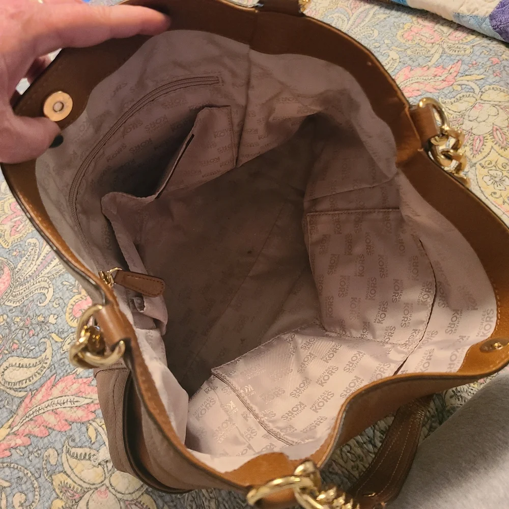 Handbag - Picture 4 of 5
